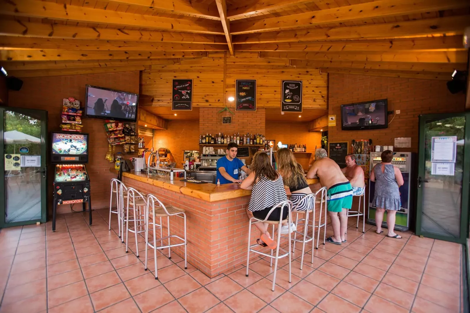 La Llosa Gregal- BUNGALOWS-Faciliteiten