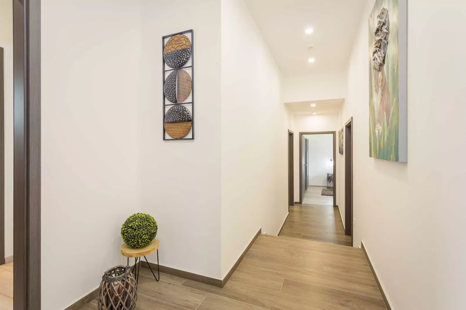 Holiday Home Greta with Private Pool-Overloop