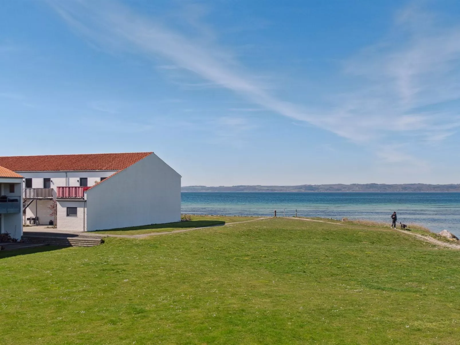 "Wiss" - 50m from the sea-Buiten