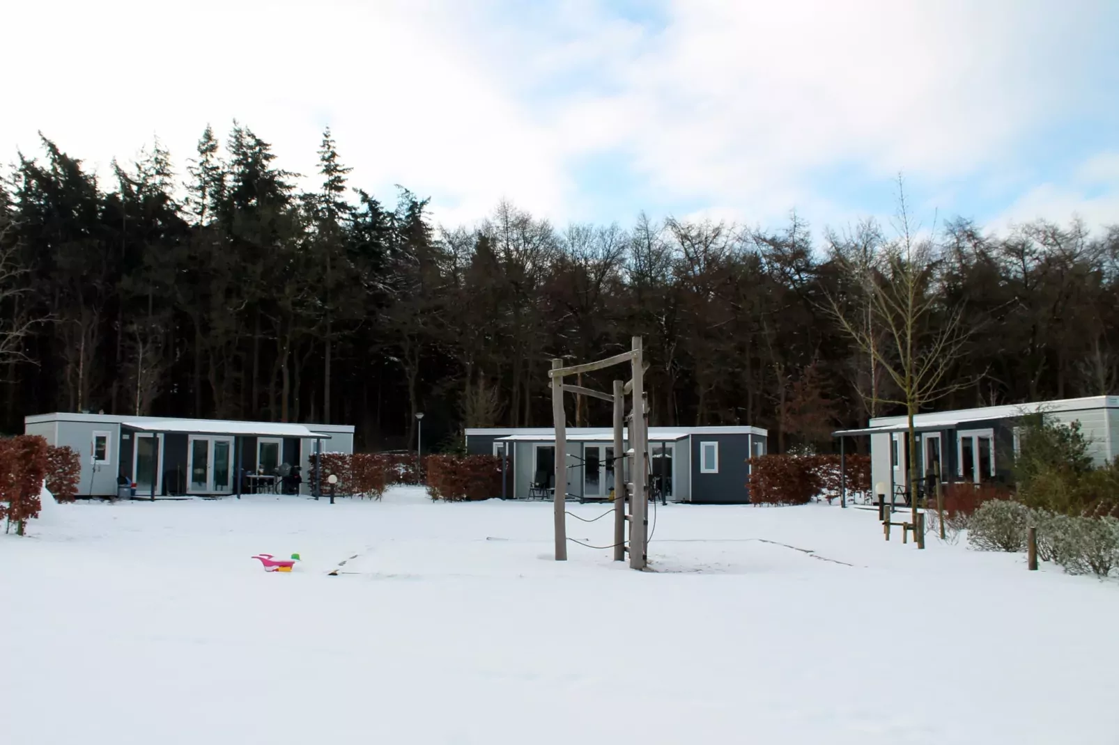 Forest Edge Chalet | 2 - 6 people-Tuin winter