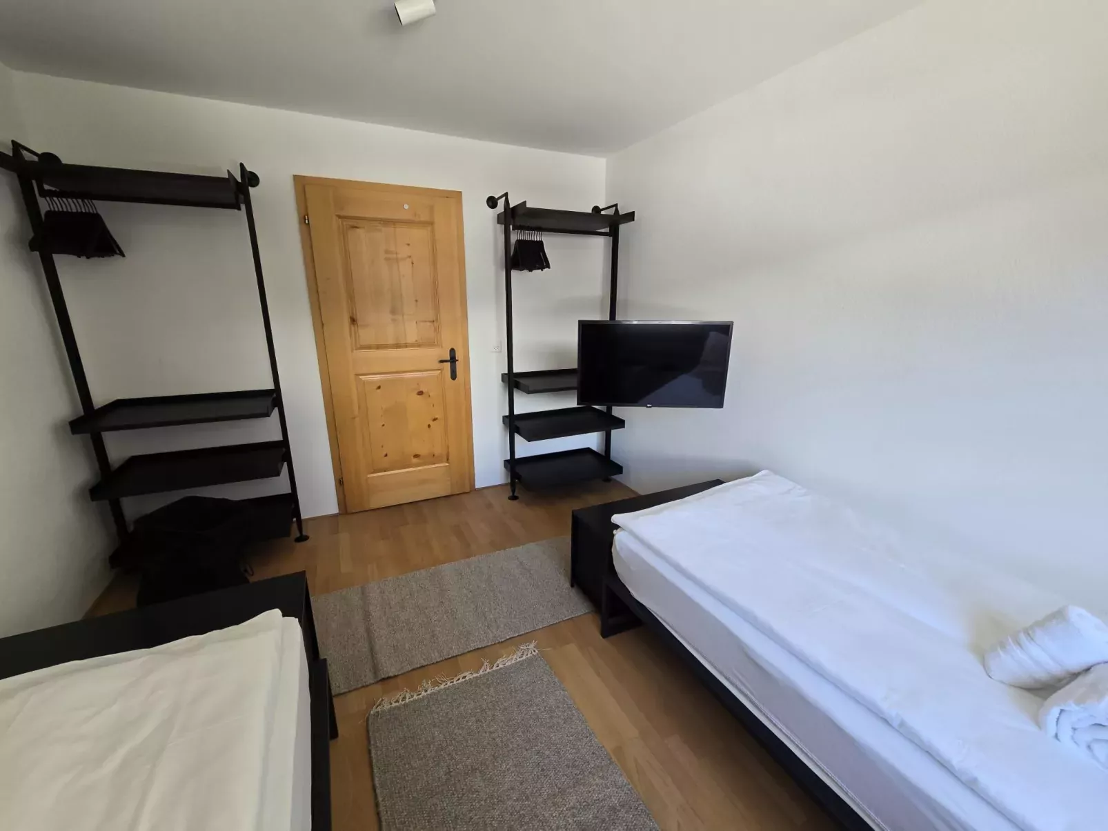 Ferienwohnung Sur Lai-Binnen