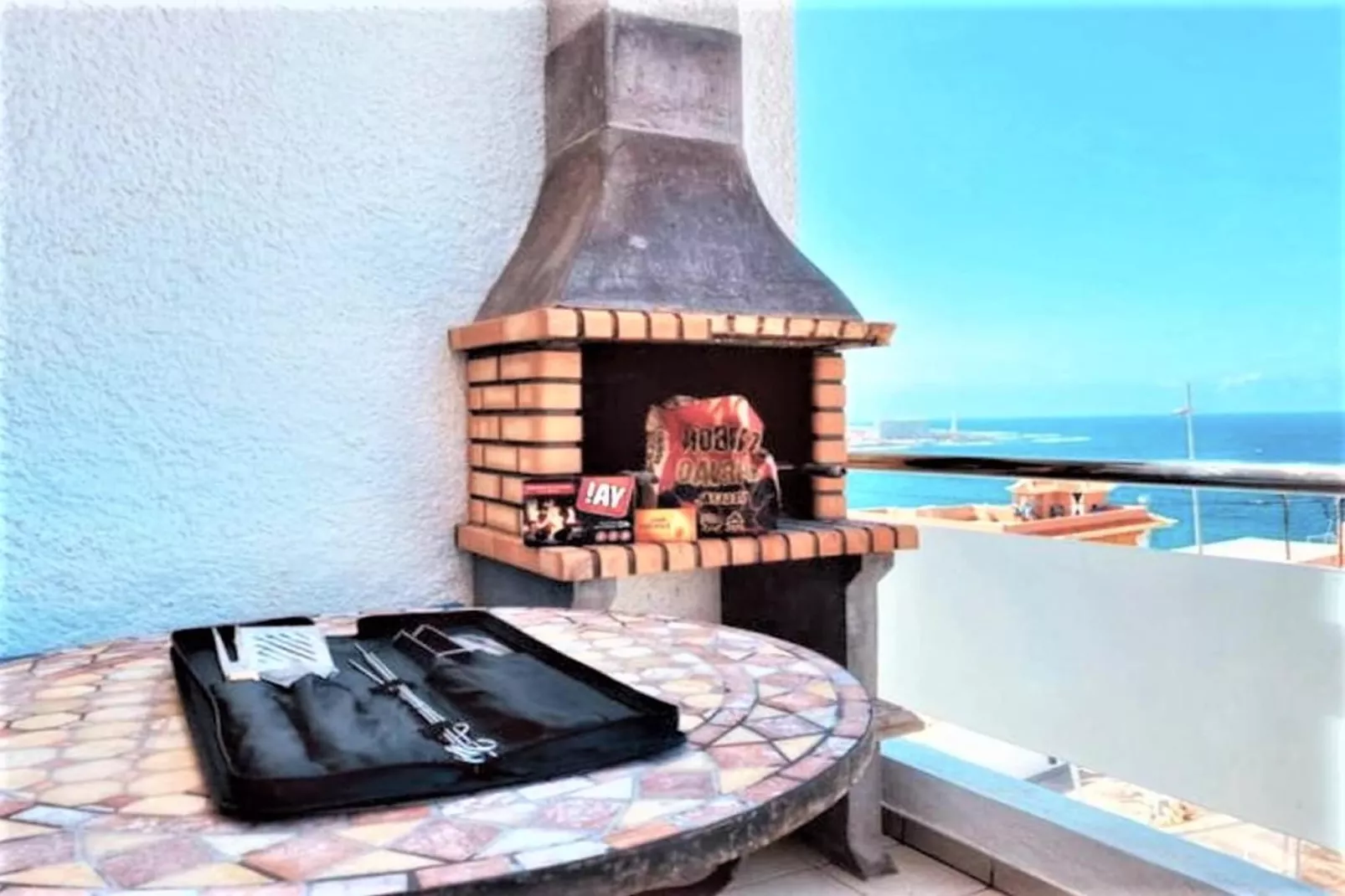 Apartamento en playa Las Carmenes-Faciliteiten