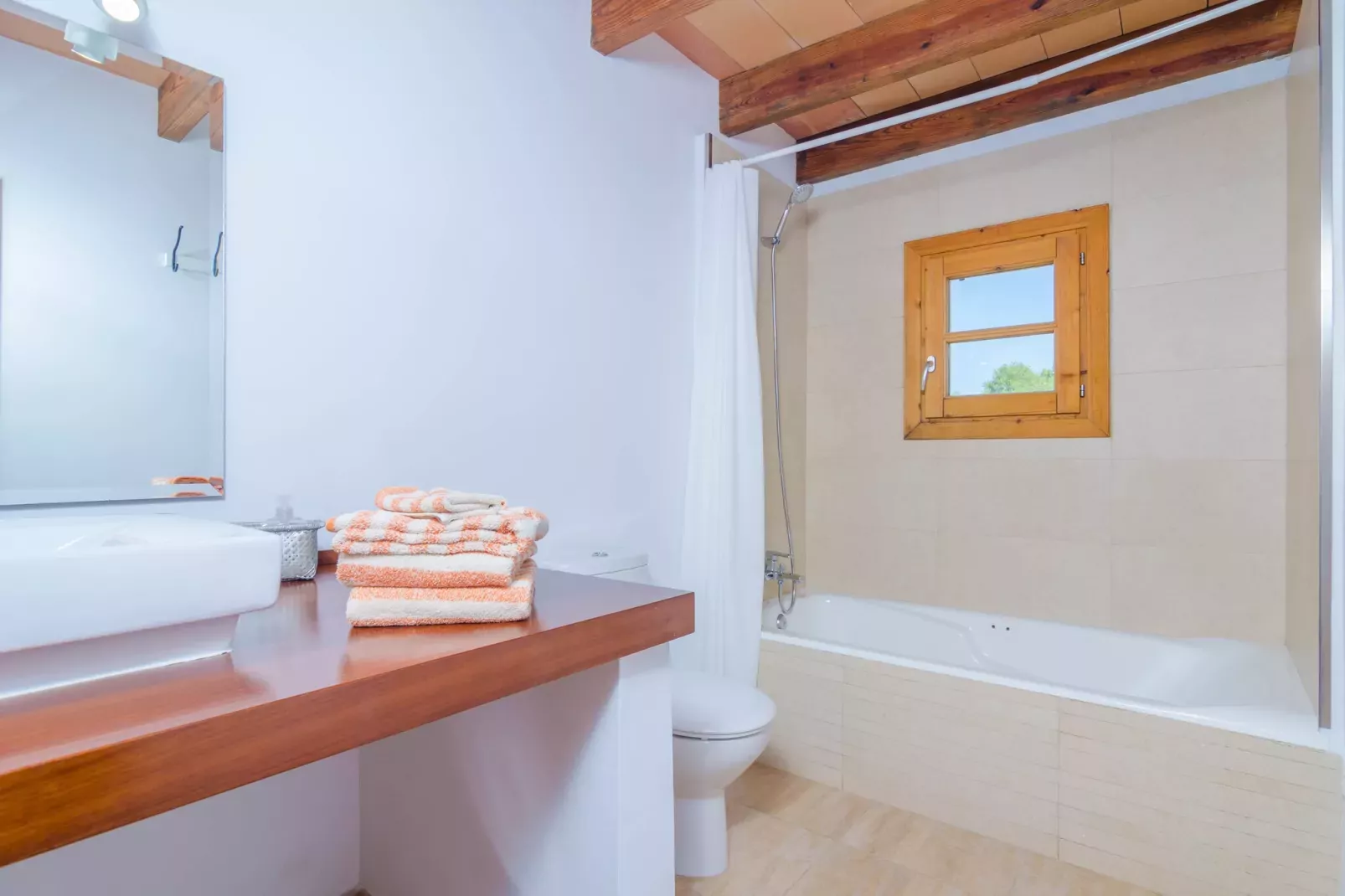 Casa Yolanda-Image-tags.