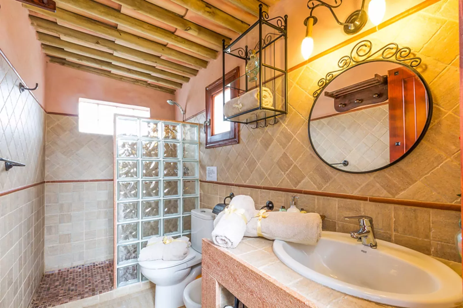 Finca Can Diego-Badkamer