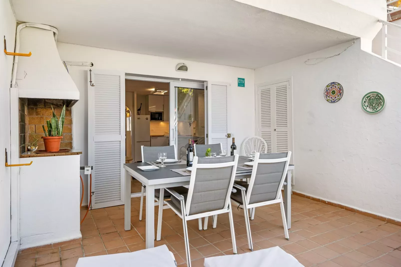 Edisol 29 (villa Pilar 2)-Terrasbalkon