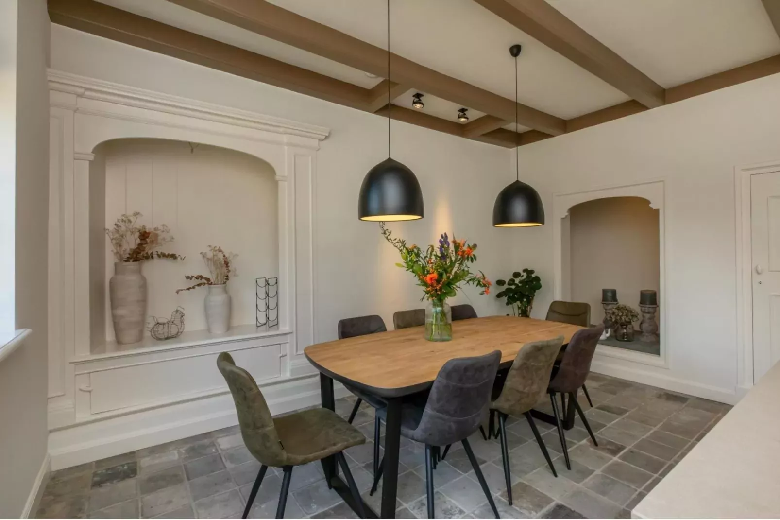 Vakantiehuis 'Boerderij Molenhof' - Stationsweg 5  Heinkenszand-Eetkamer