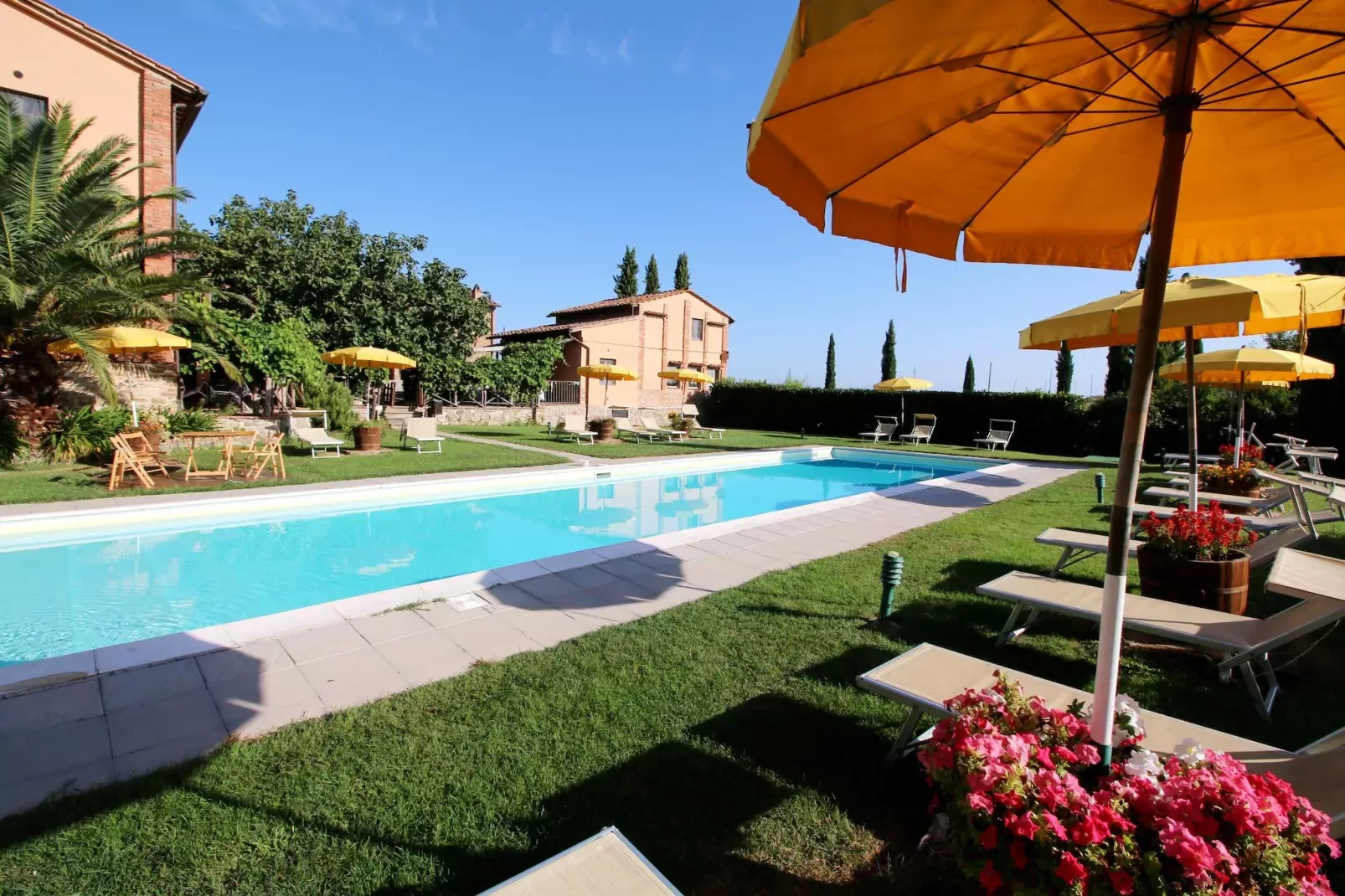 poolofhouse