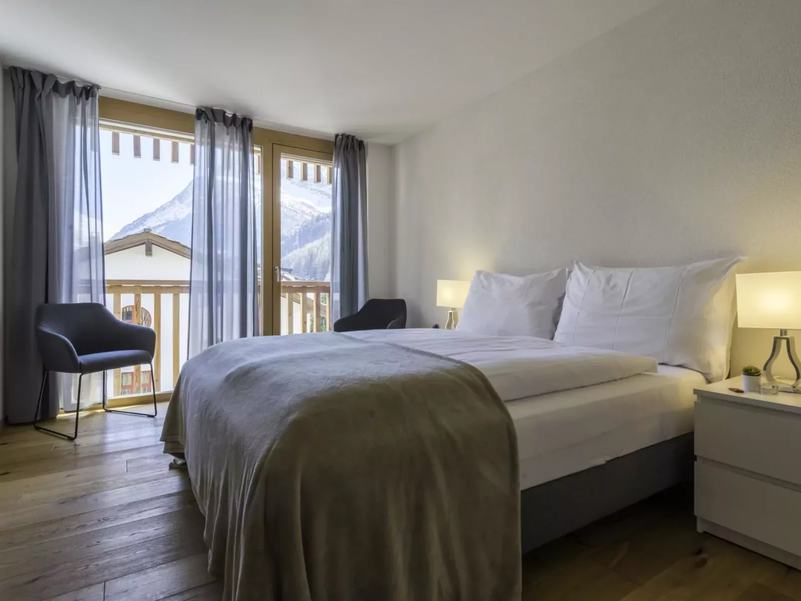 Montela Hotel & Resort - Holiday Stay-Binnen