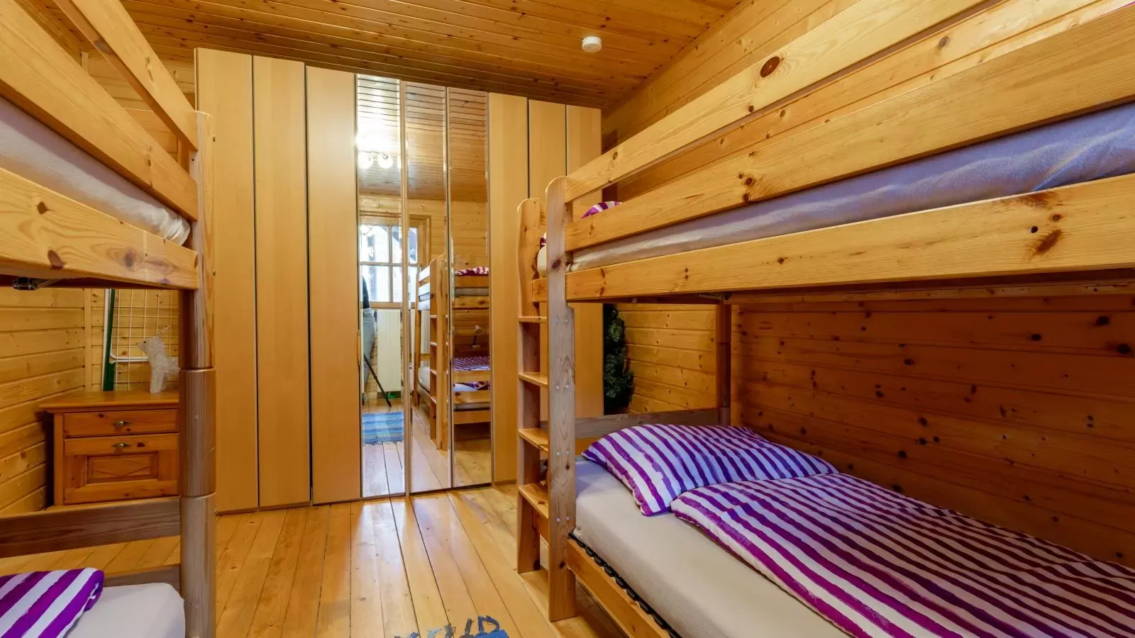 Karawankenpanorama L-Slaapkamer