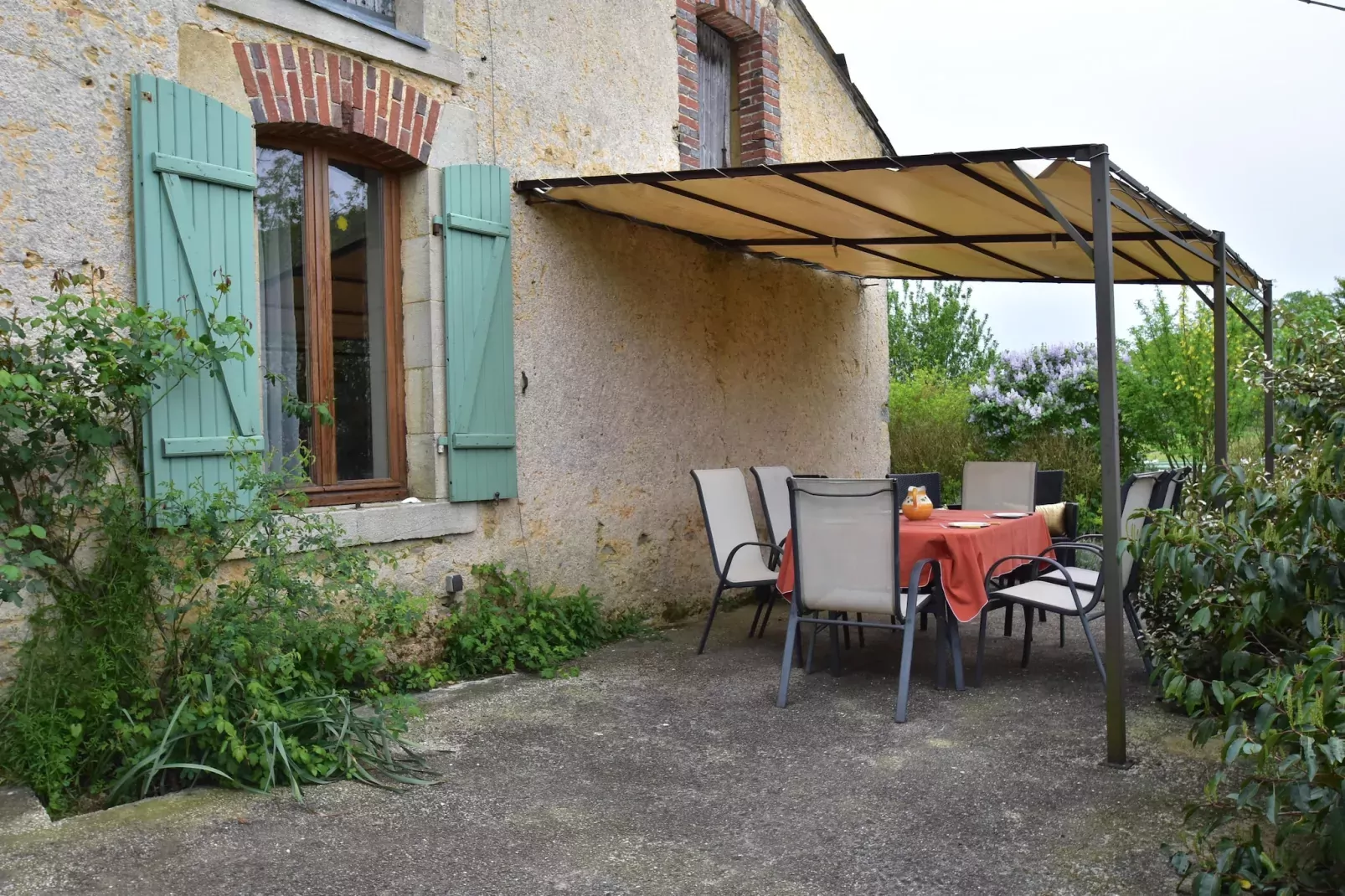 Gite 6 pers près de Châteauroux-Terrasbalkon