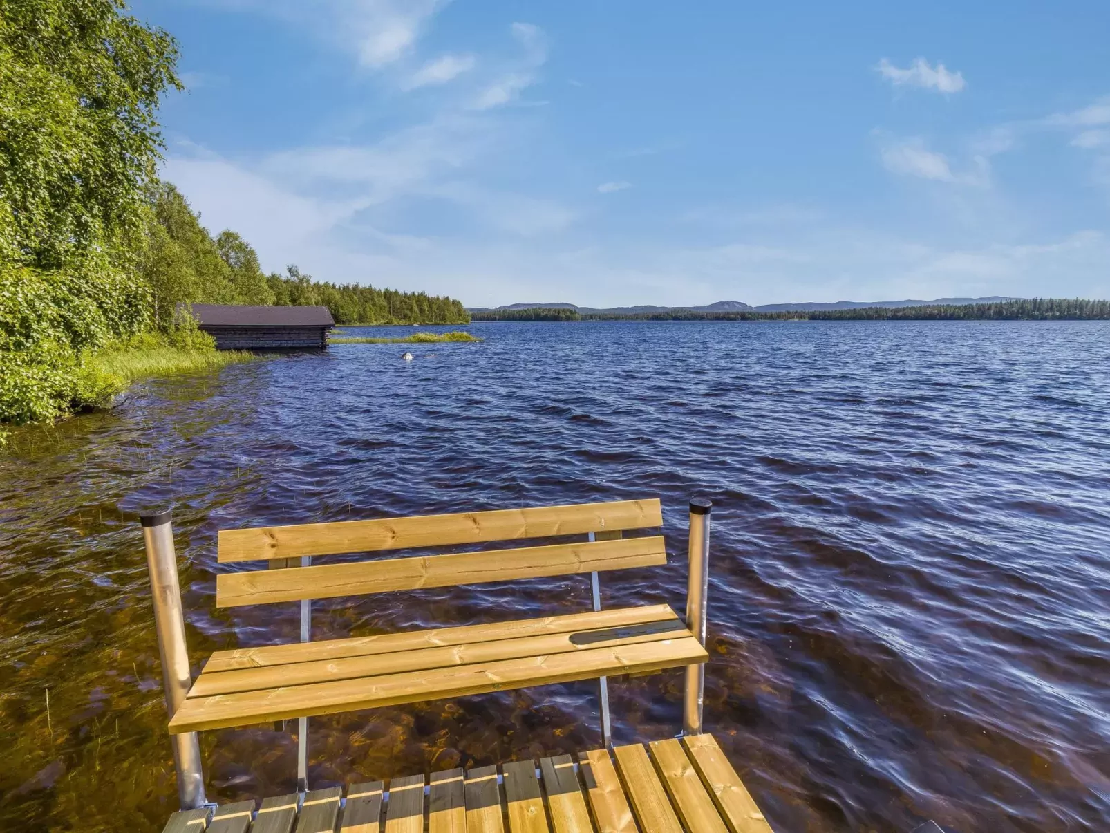 Ruka-kitkan käki-Buiten
