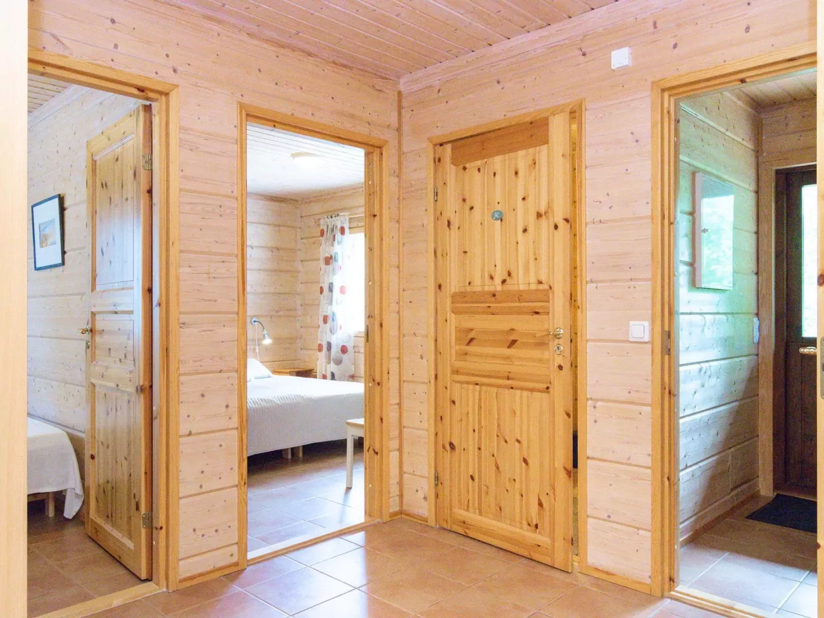Hot pool cottage iitu-Binnen