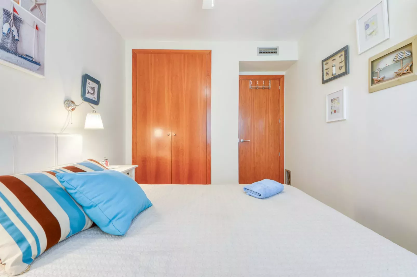 MILENI 2 4 Bjs 2 Roses-Slaapkamer
