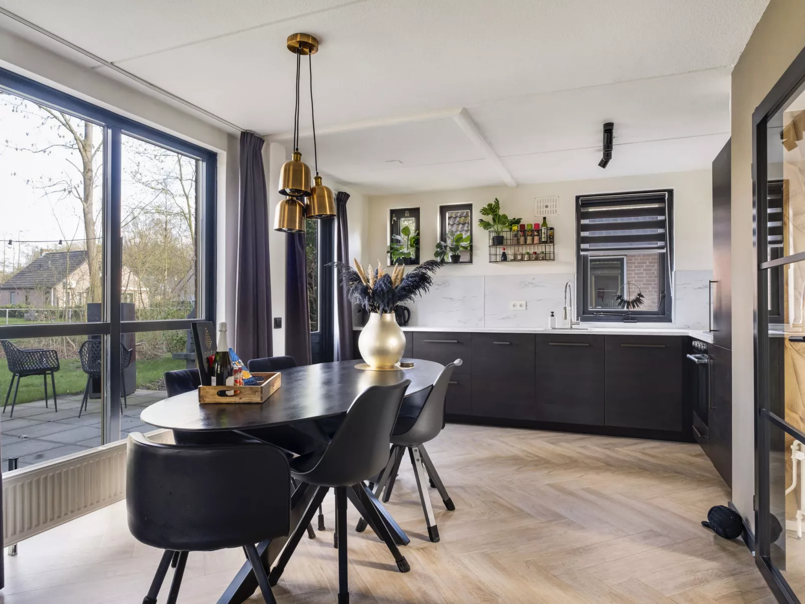 Coco Luxury Home-Binnen