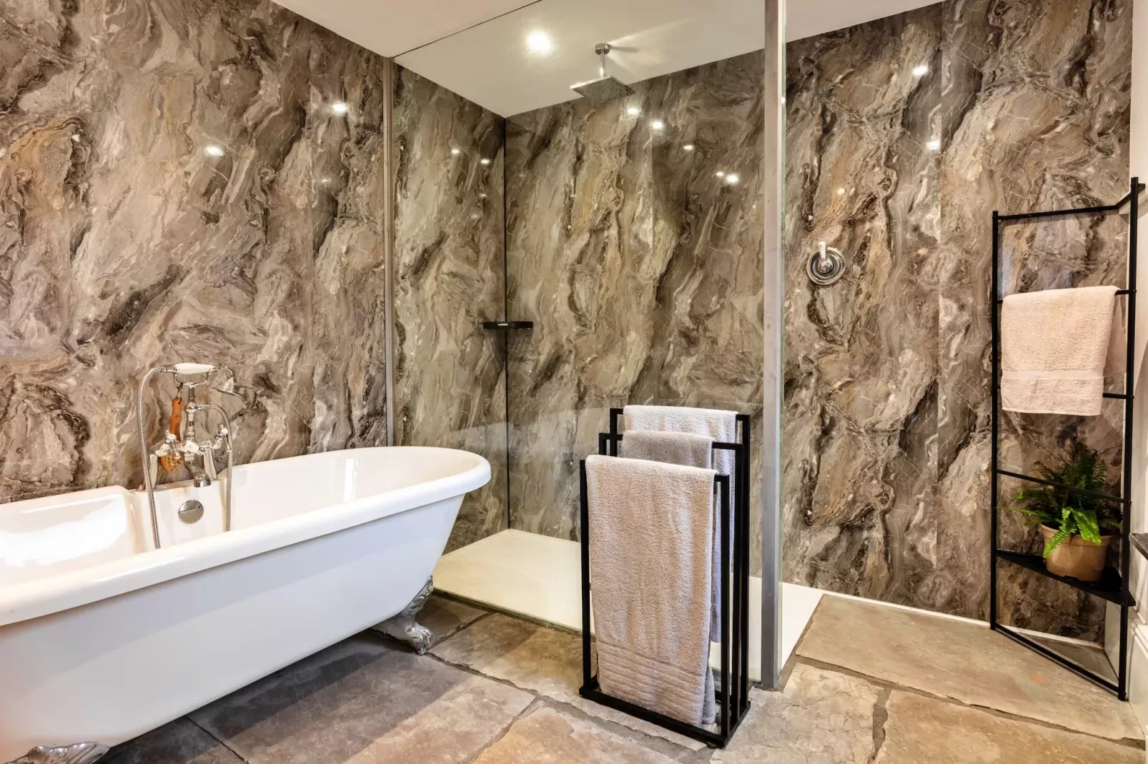 Upper Howick House-Badkamer