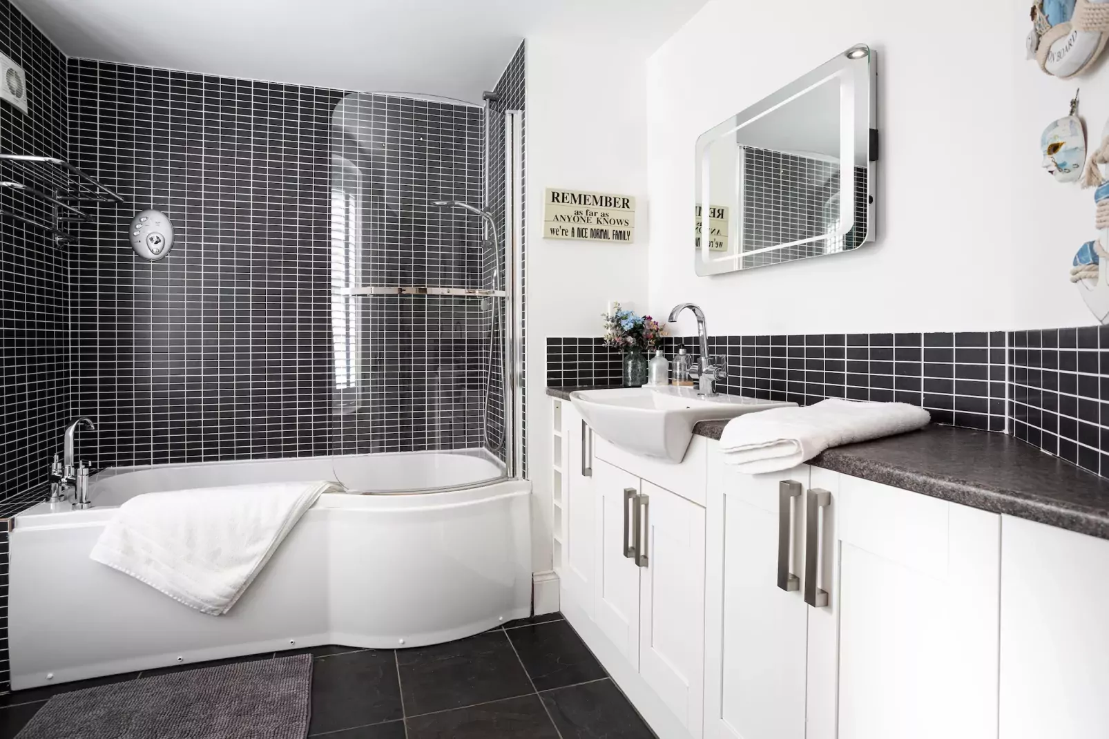 Lighthouse Cottage-Badkamer