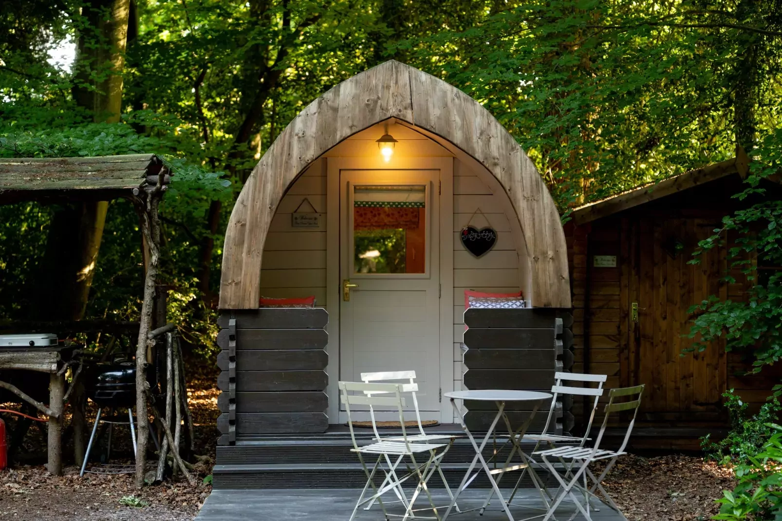 Daisy Glamping Pod-Buitenlucht