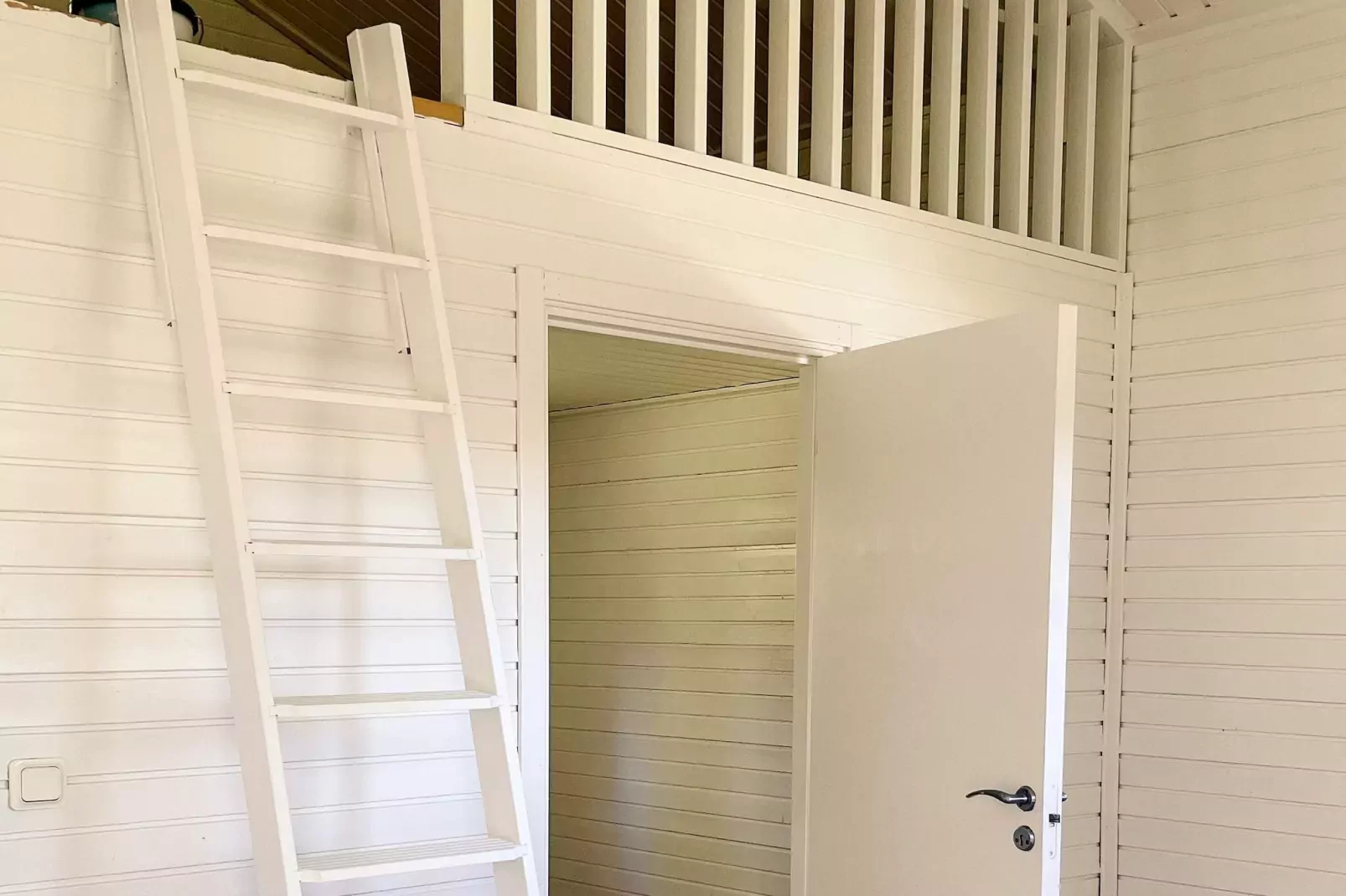 Sommarstuga small-Binnen