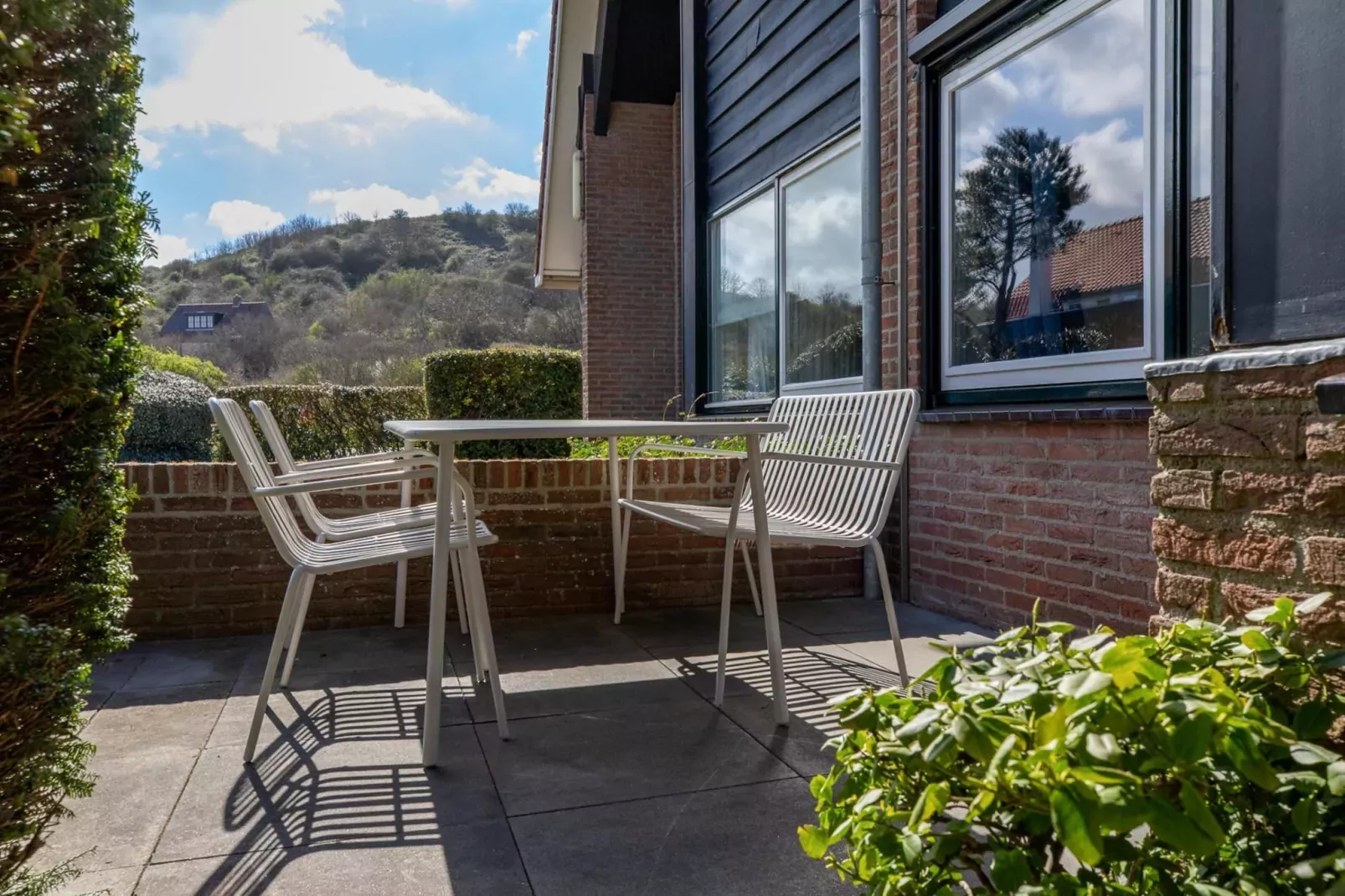 Appartement 'Duinoord' - Duinweg 117-12  Zoutelande-Tuinen zomer