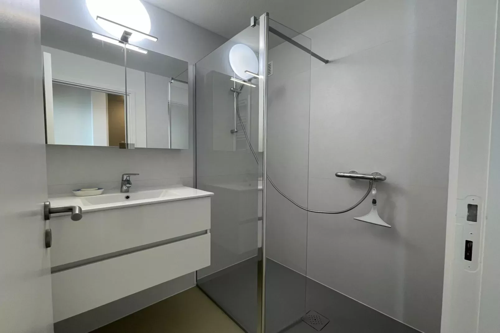 MELANIE 0801/ 8B-Badkamer