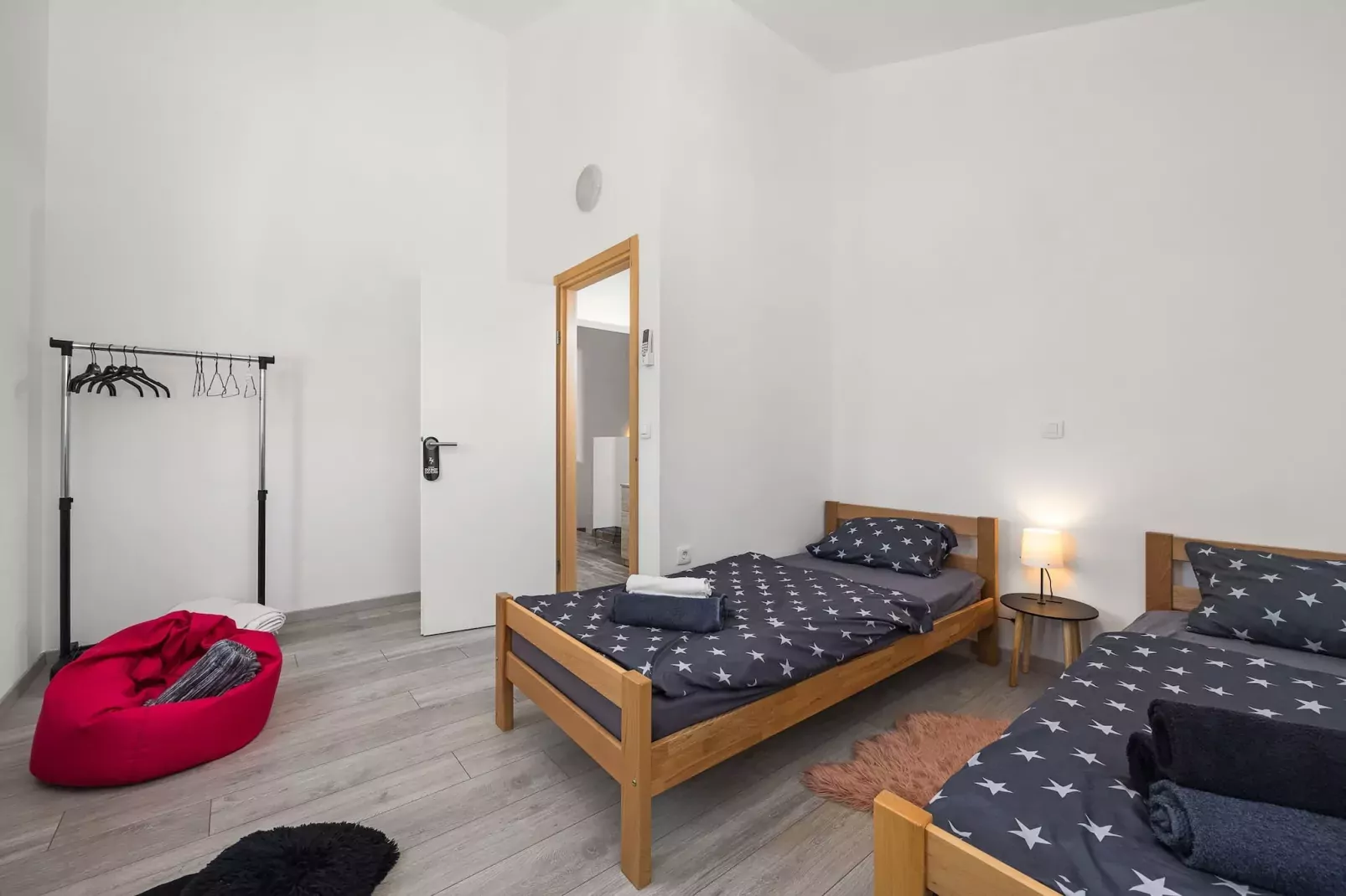 Villa Jakov with Private Pool-Slaapkamer