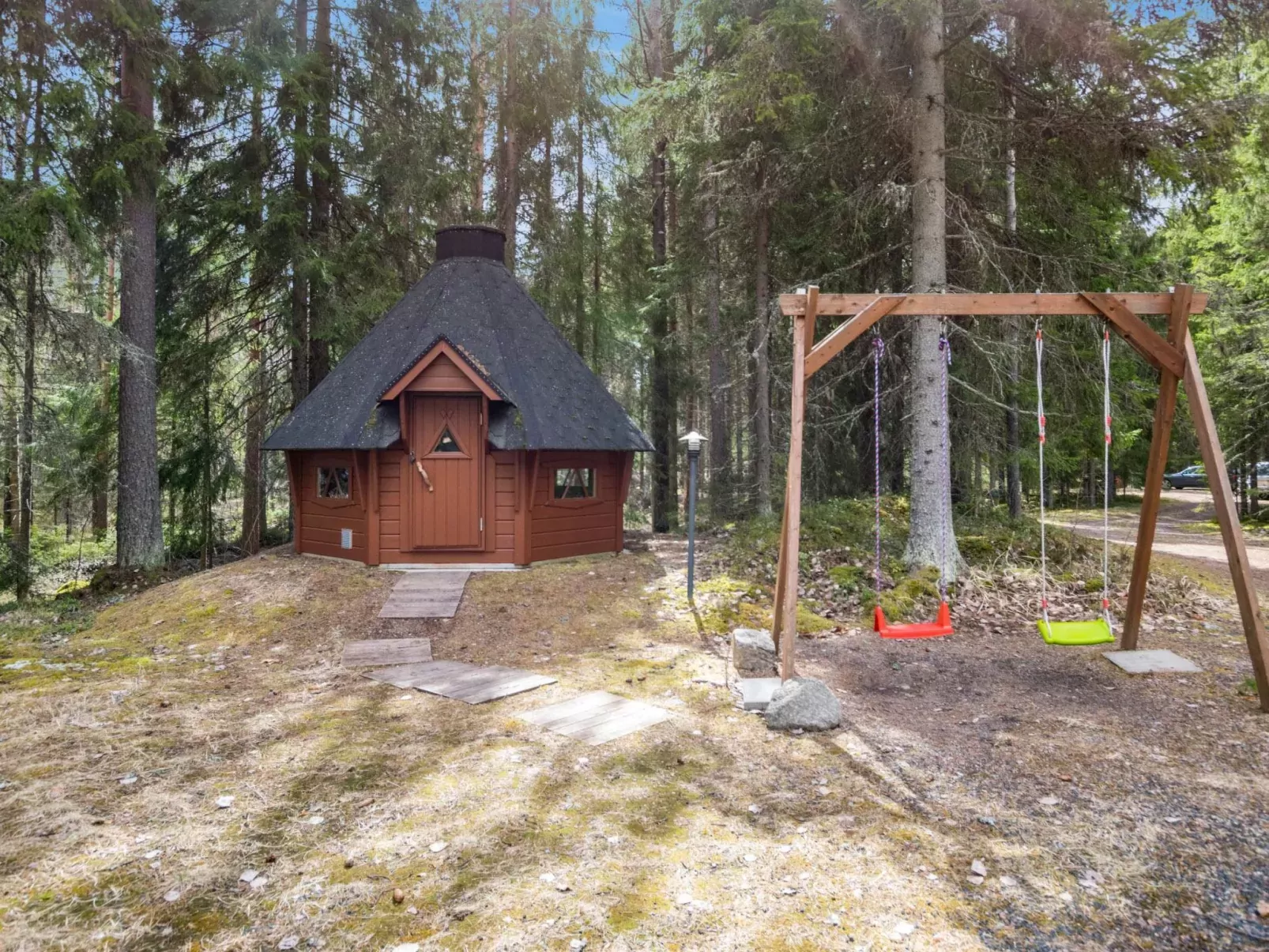 Metsäpirtti-Buiten