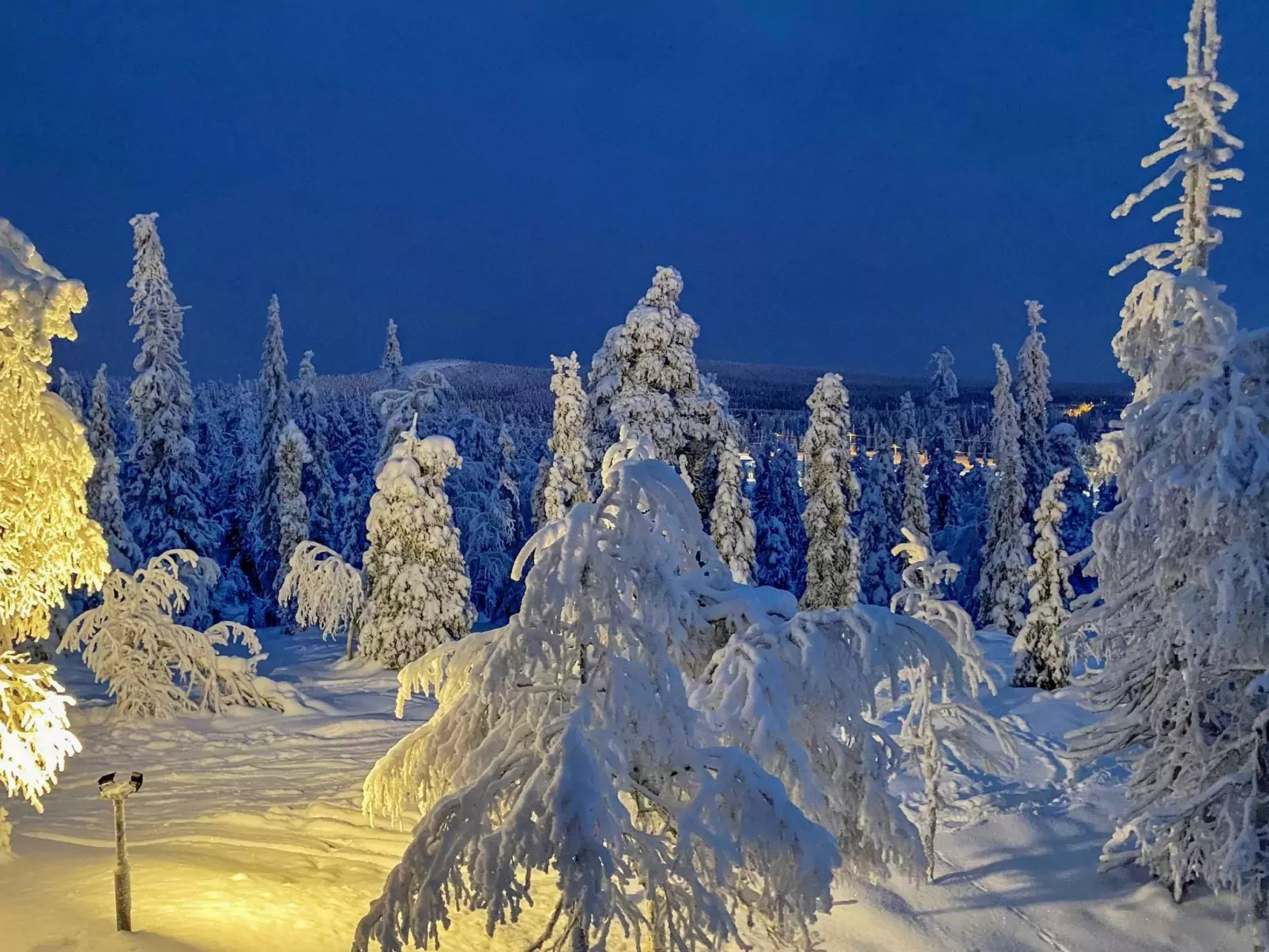 Alte ruka ansa-Buiten
