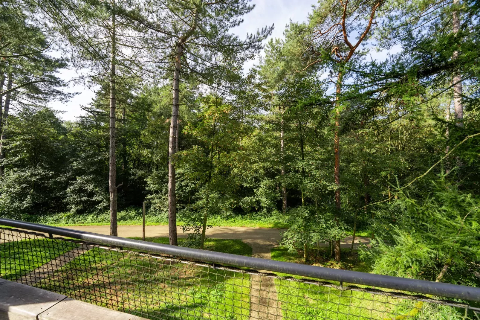 The TreeLoft by YourNature-Uitzicht zomer