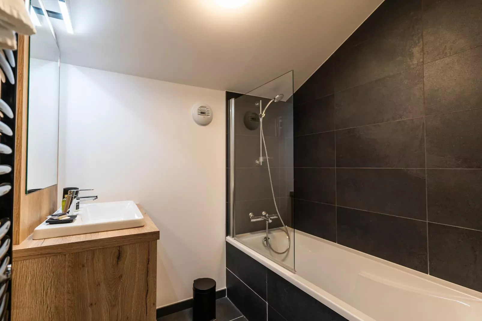 COMBLOUX Les Roches Blanches A26P-Badkamer