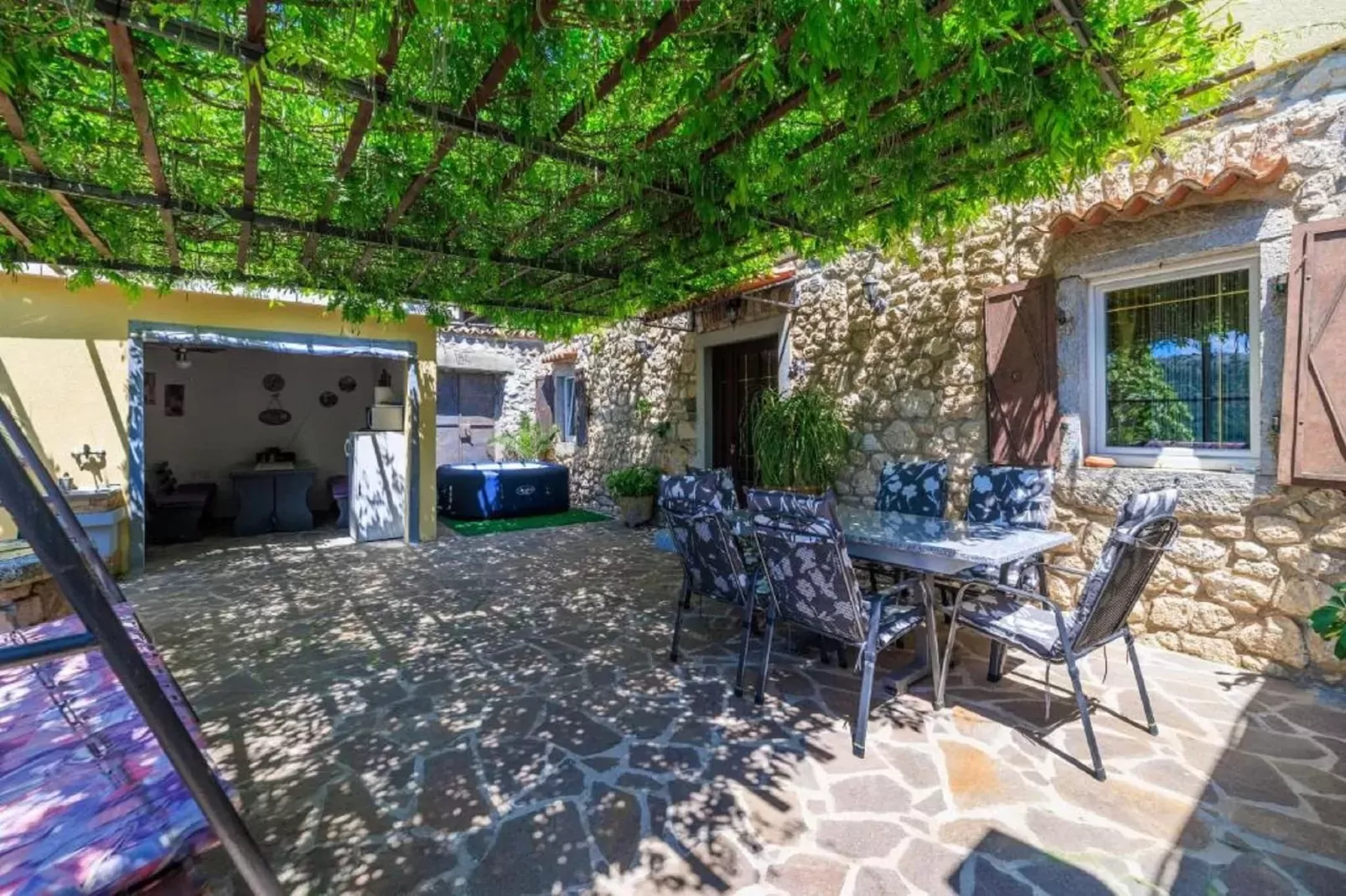 Holiday Home Bribirka-Terrasbalkon