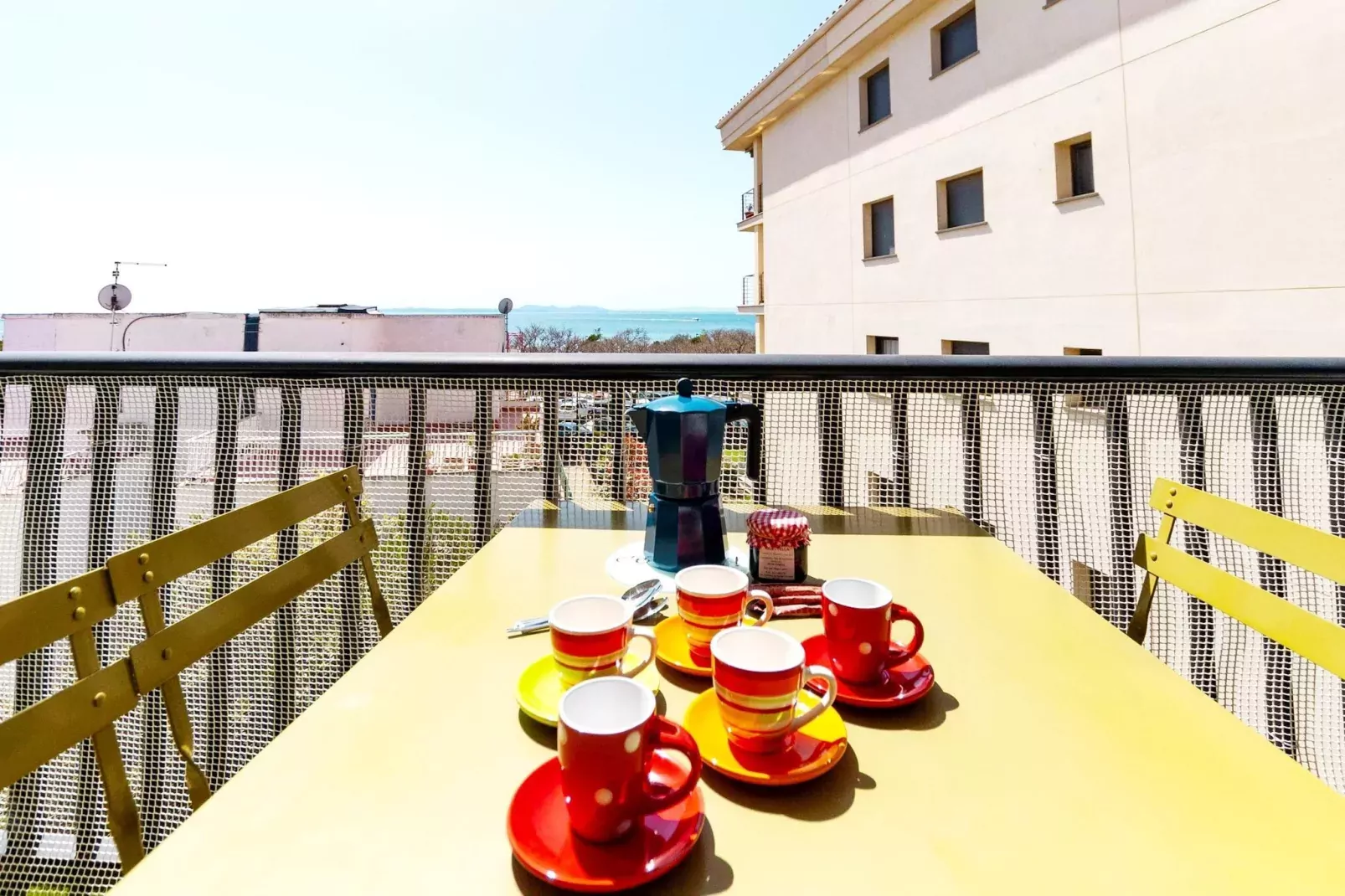 1221 MOLINO 60 m Playa-Terrasbalkon