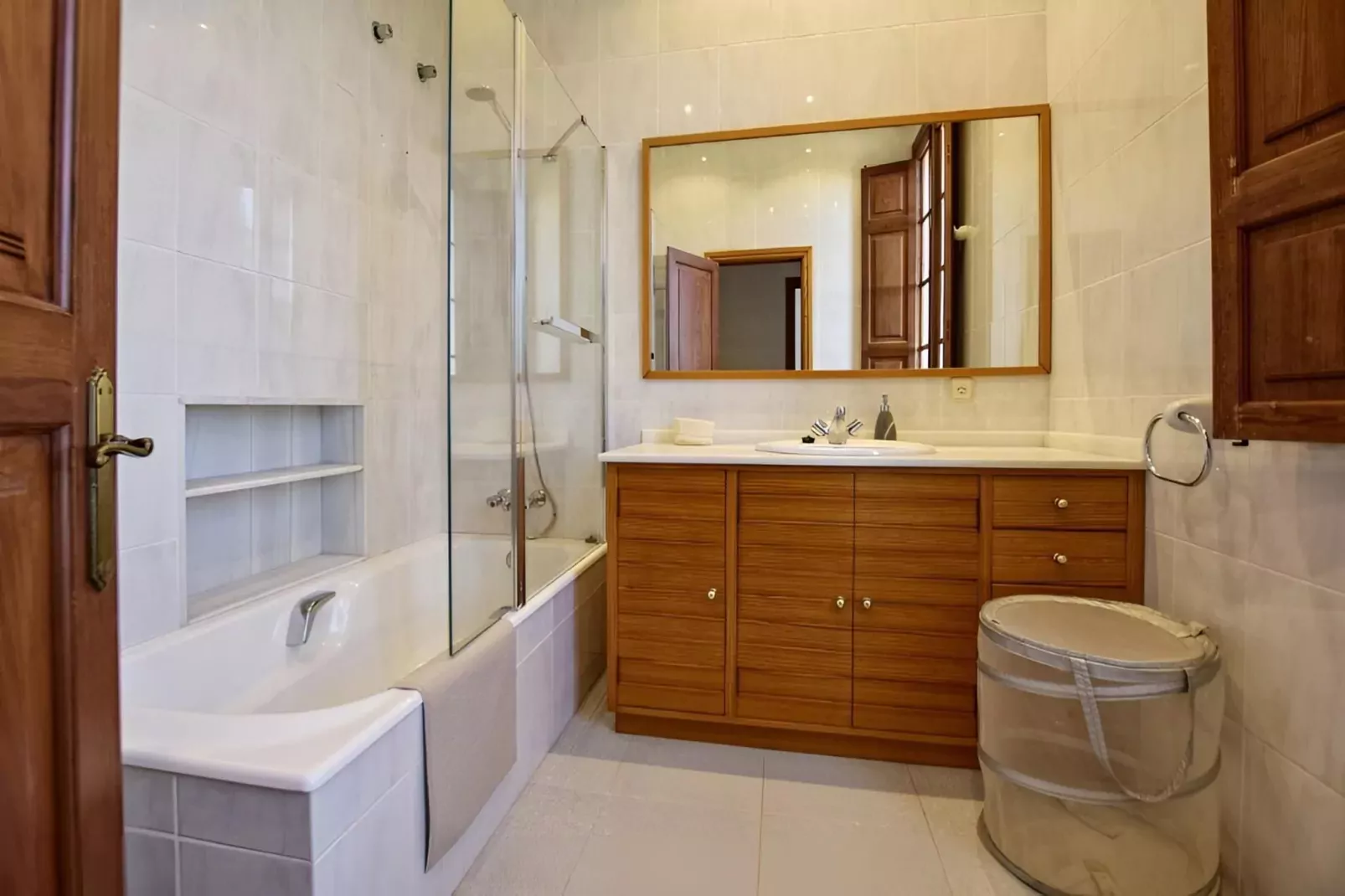 Son Granada-Badkamer