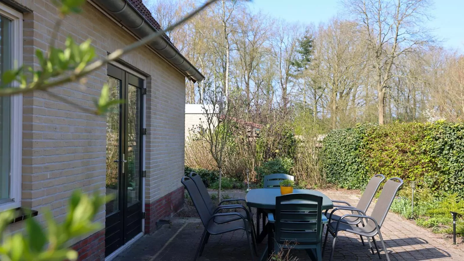 Landhuis 42-Tuinen zomer