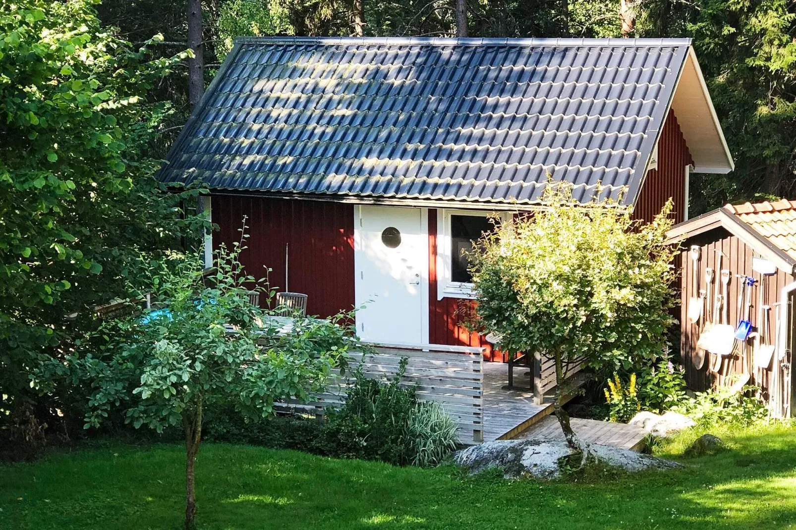 4 sterren vakantie huis in Brottby-Buitenlucht