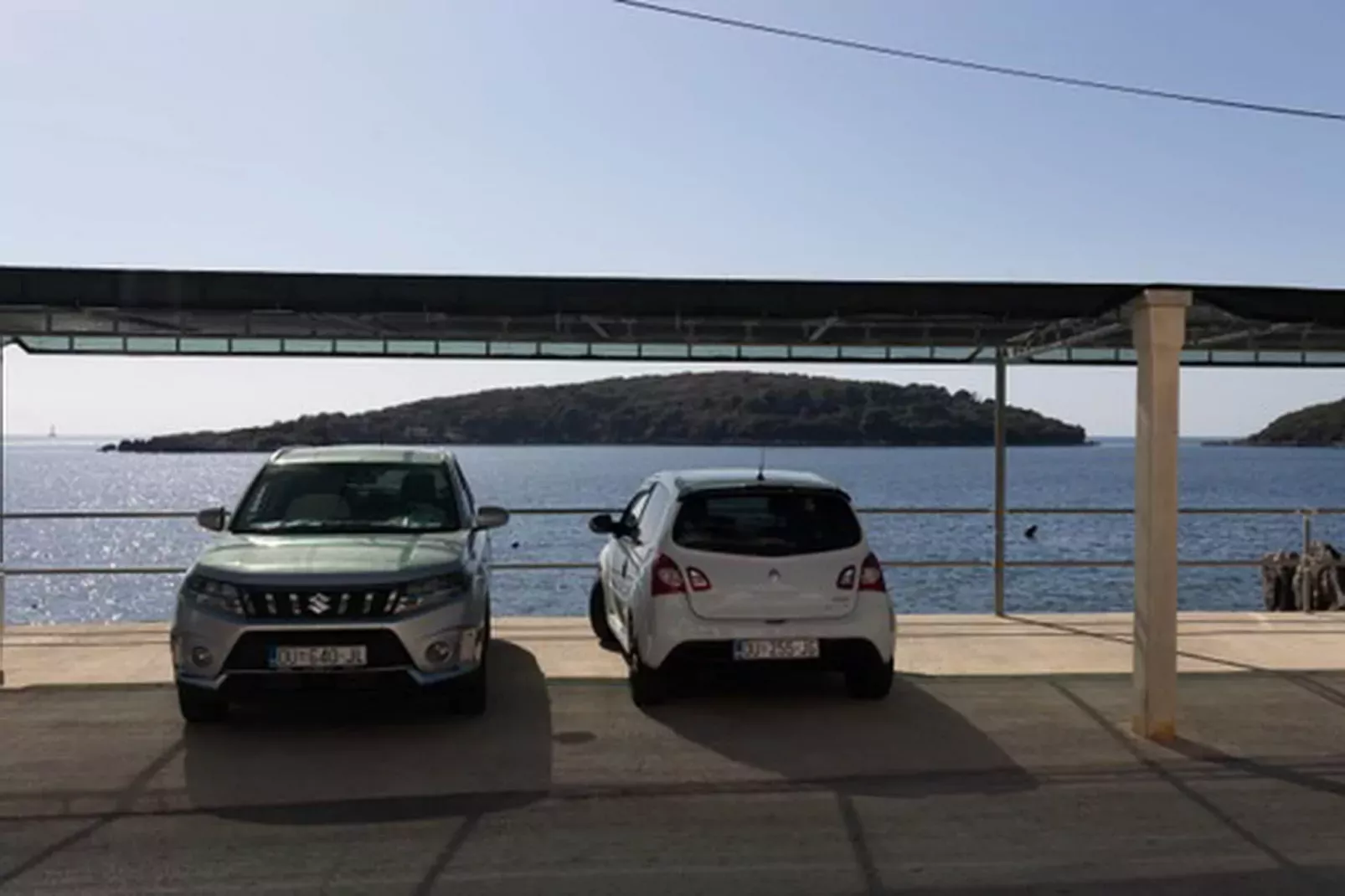 House Rašica - One Bedroom Apartment with Terrace and Sea view (3)-Parkeerplaats