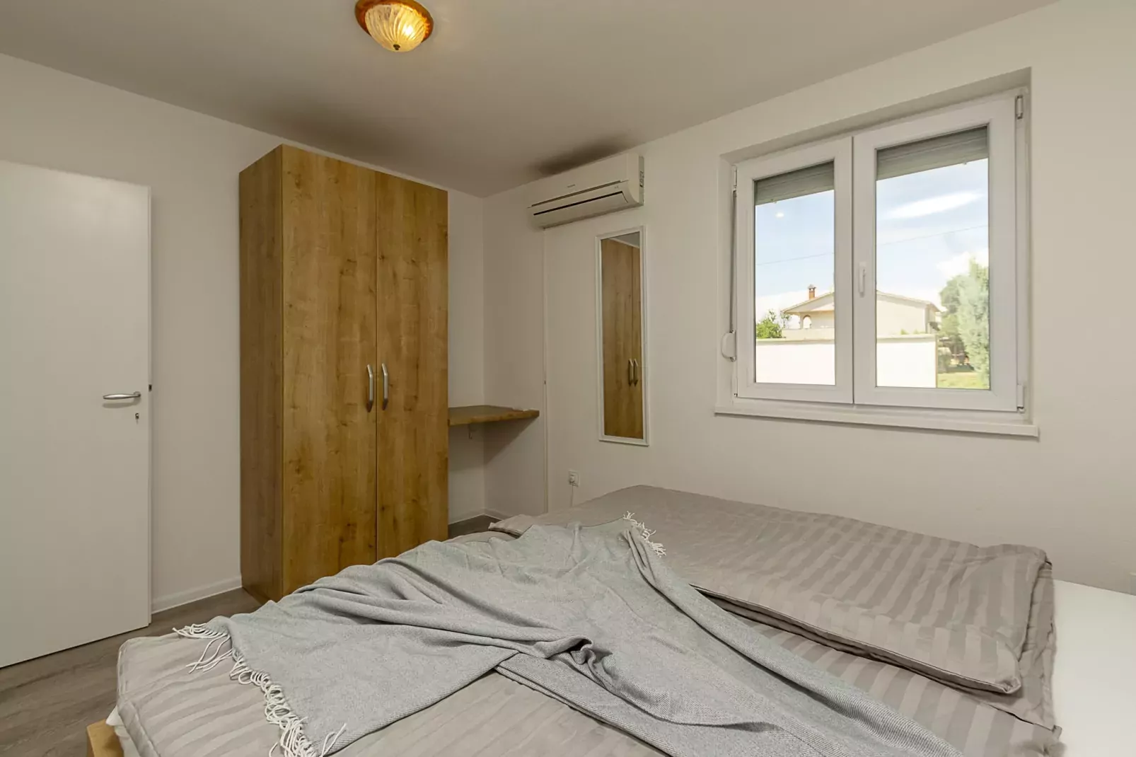 Villa Susanne with Private Pool-Slaapkamer