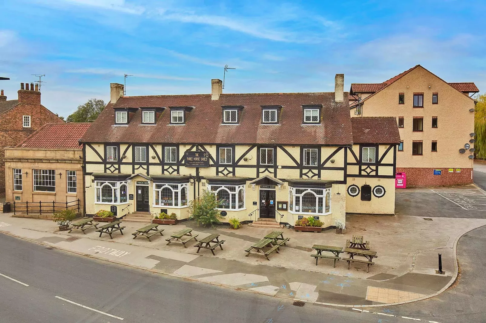 The Bank House-Buitenlucht