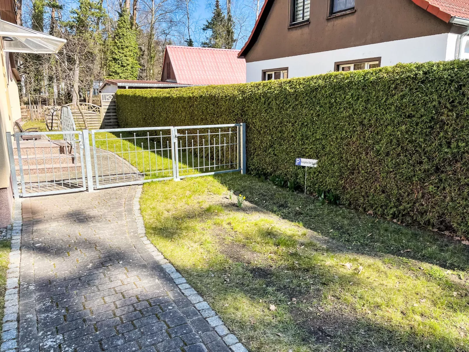 Dat lütt Huus-Buiten