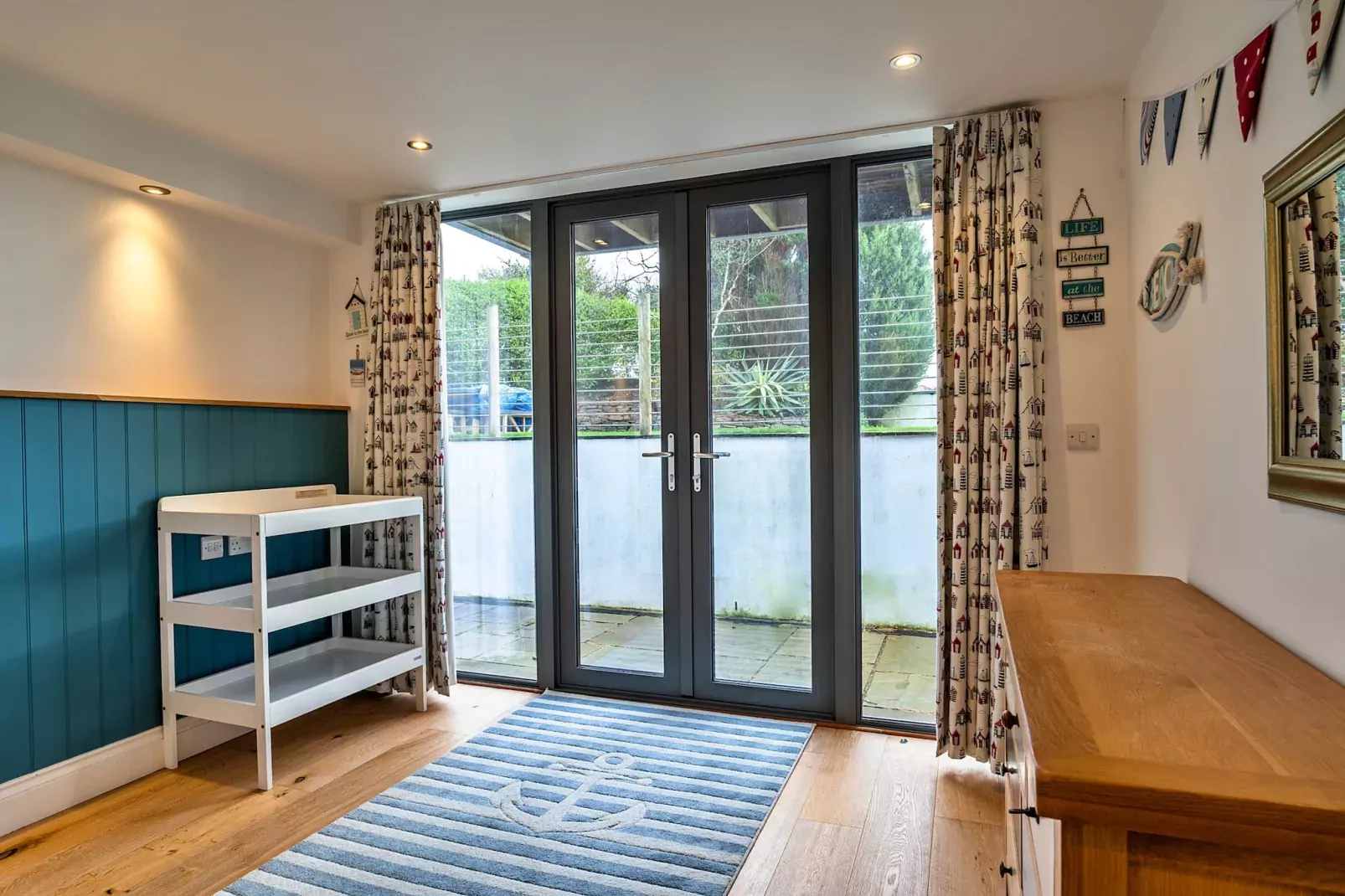 Dingles Cottage-Slaapkamer