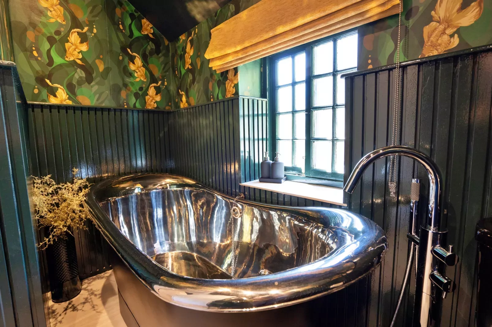 Sisu Bakewell, Limestones Cottage-Badkamer