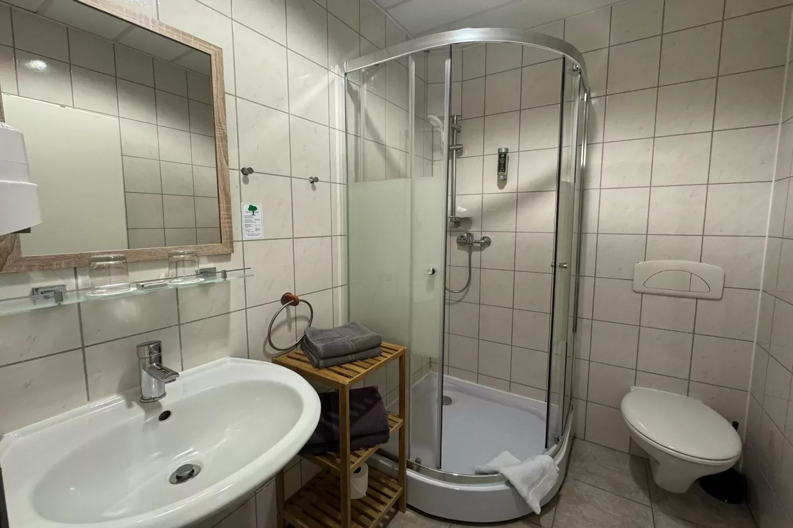 Residence Park am Schweriner See / 2-Raum-App im 2 Stock 60 qm-Badkamer