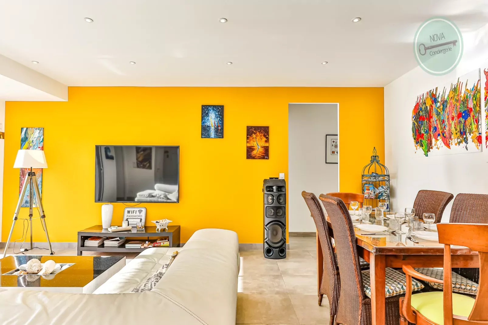 Villa la Fleur des Dunes-Eetkamer