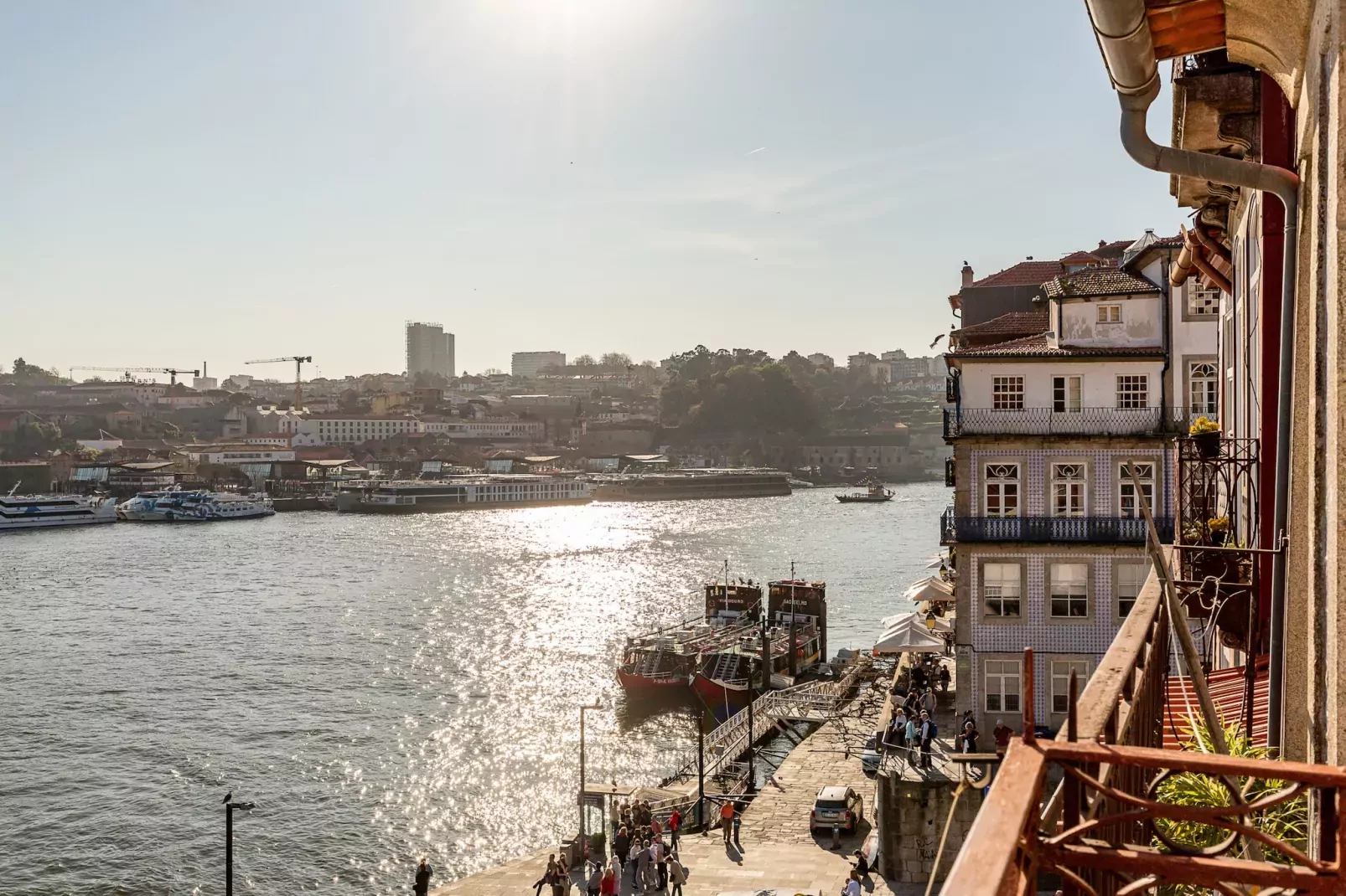 YOUROPO - Ribeira Porto 3-Uitzicht zomer