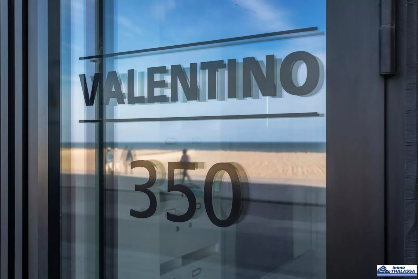 Valentino 0401-Buitenkant zomer