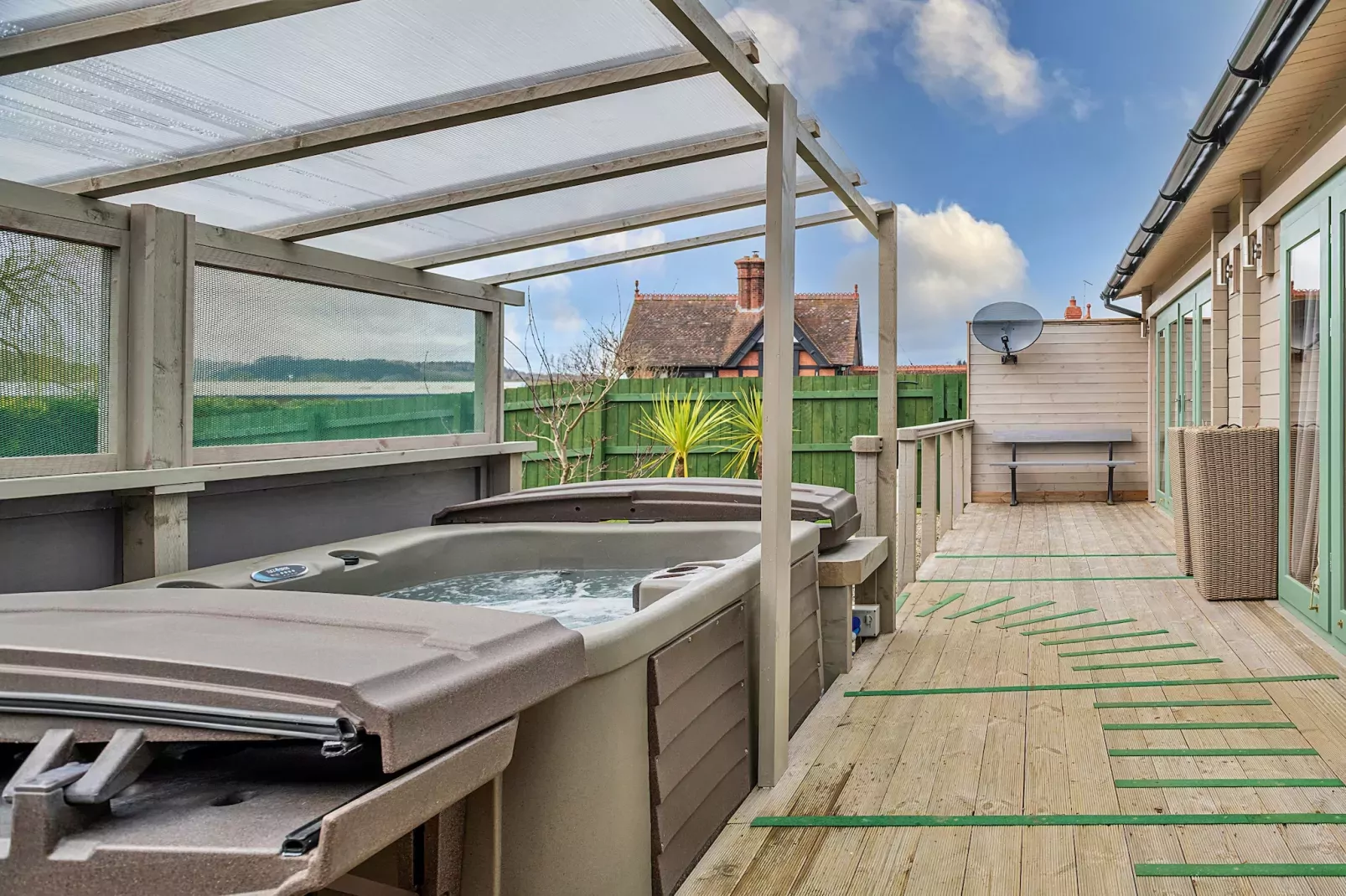 Garden Lodge-Buitenlucht