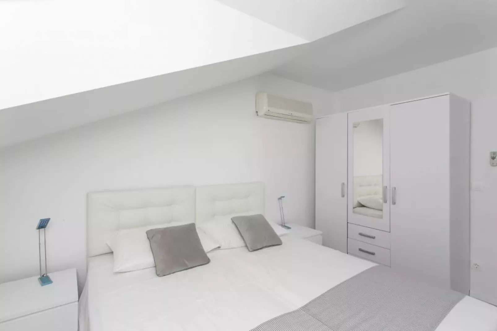 Apartments Villa Dubrovnik - Three Bedroom Apartment - Penthouse with Hot Tub-Slaapkamer