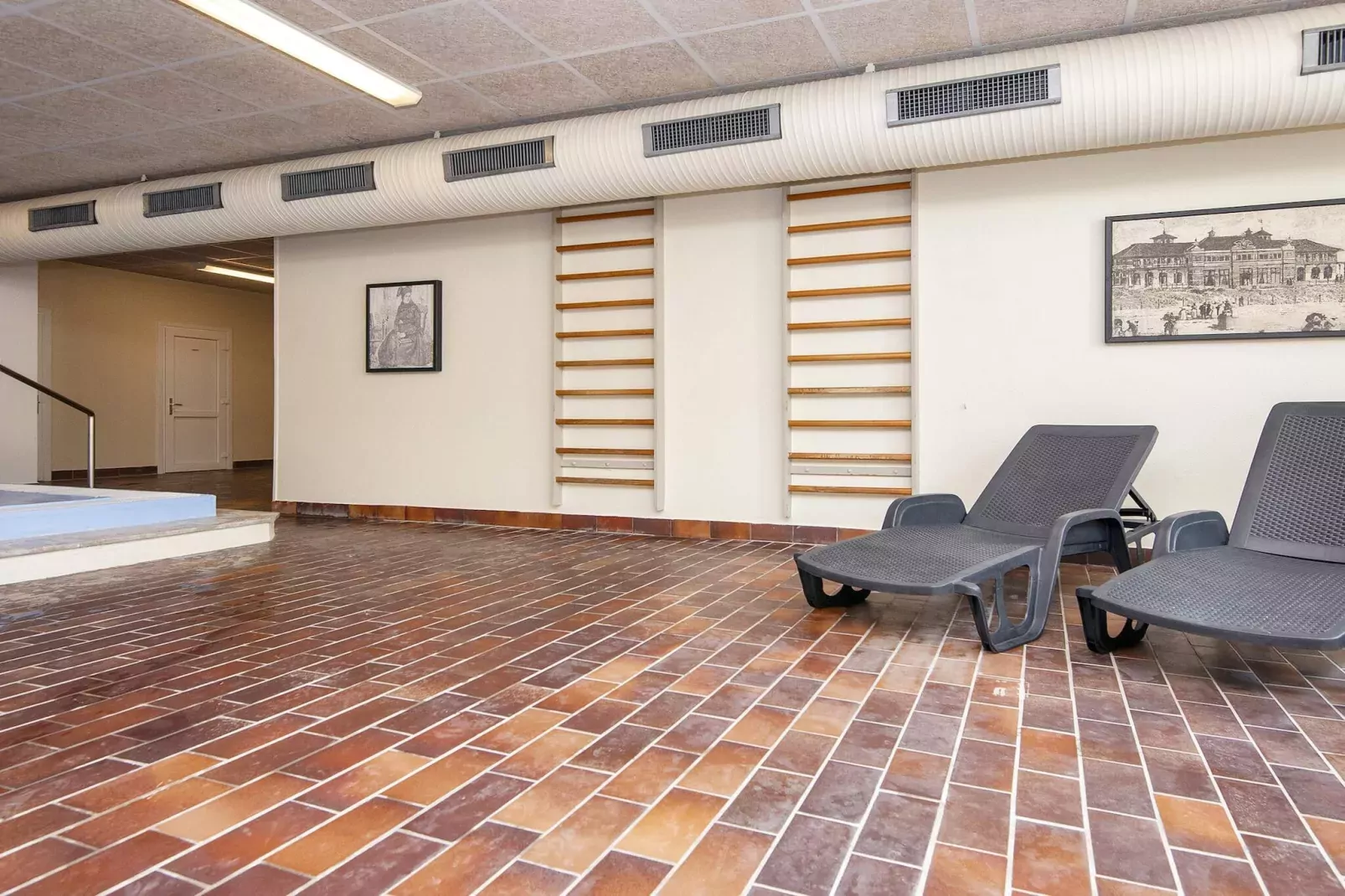 2 rooms-Niet-getagd