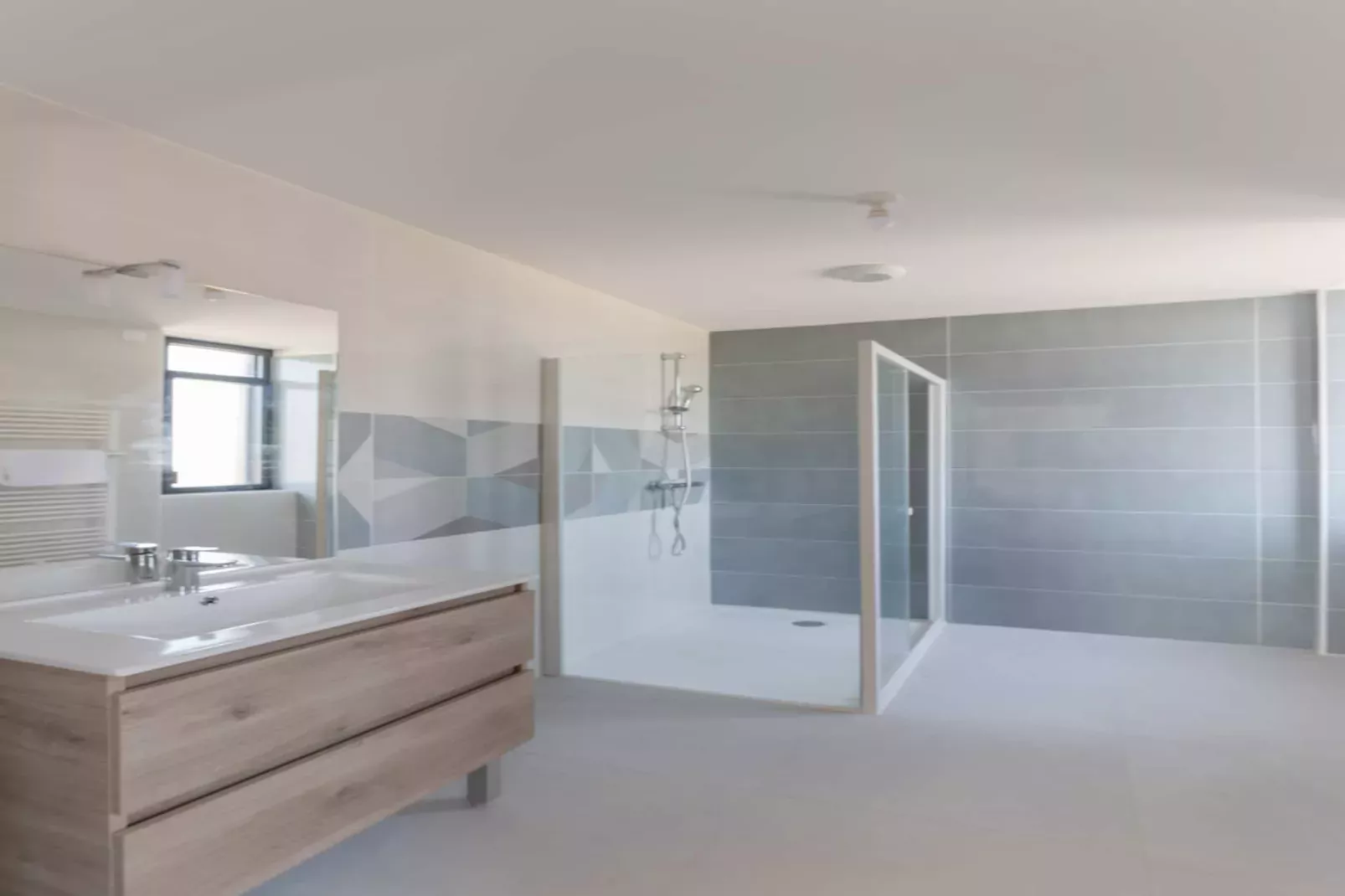 AR SKOL - Porspoder-Badkamer
