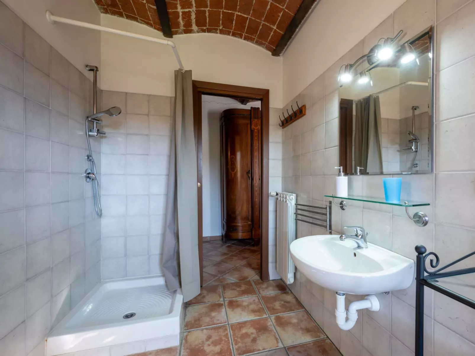 Relais San Desiderio-Binnen