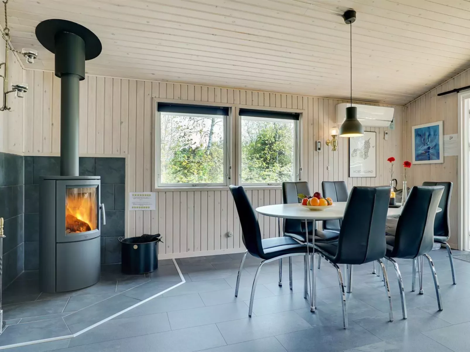 "Onni" - 2.3km from the sea-Binnen